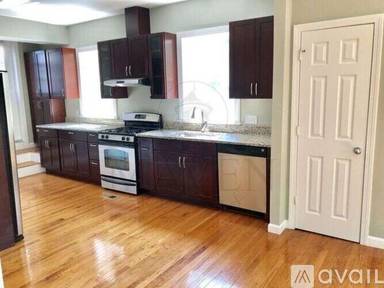 Main picture of 46 Meacham Rd