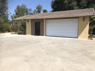 Main picture of 12160 Lilac Knolls Rd