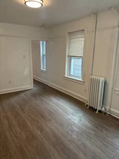 Main picture of 722 N Market St