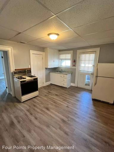 Main picture of 489 Pine St