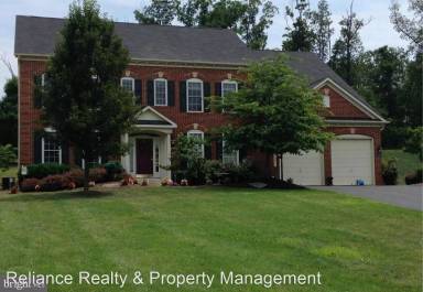 Main picture of 21372 Larue Ct