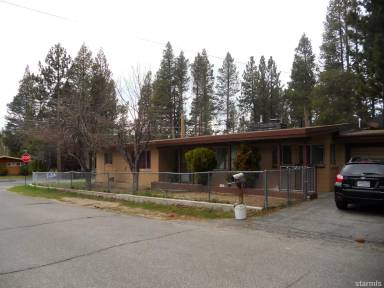 Main picture of 3501 Pinecrest Ave