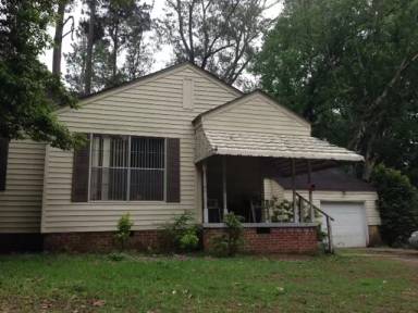 Main picture of 423 Broadmoor Dr