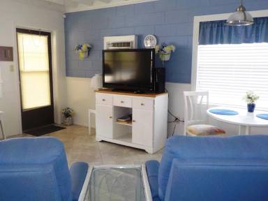 Main picture of 704 W Venice Ave