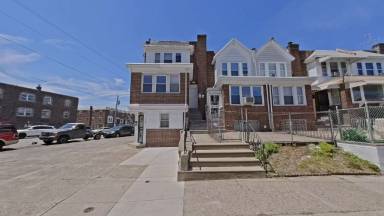 Main picture of 5200 Montour St