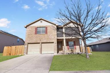 Main picture of 409 E Orion Dr