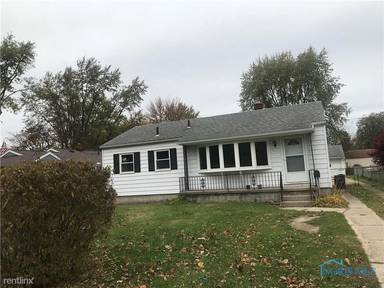 Main picture of 3040 W Laskey Rd