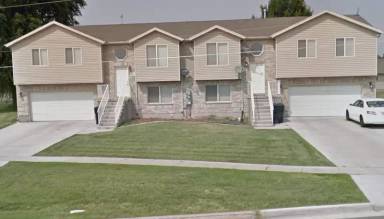 Main picture of 2733 S Bluff Rd