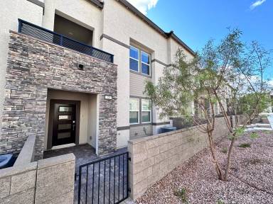 Main picture of 329 Laurel Peak Dr