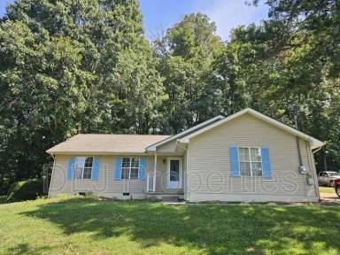 Main picture of 546 Betty Lou Dr