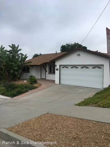 Main picture of 313 Camelot Dr
