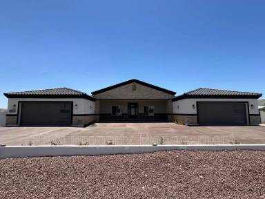 Main picture of 20123 W Amelia Ave