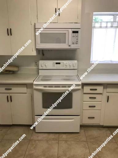 Main picture of 2008 Hendola Dr NE