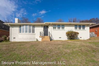 Main picture of 3408 Batavia St