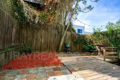 Main picture of 834 Peralta Ave