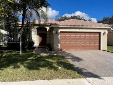 Main picture of 1415 NW 143rd Ave