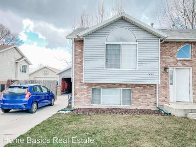 Main picture of 1807 Garden Dr