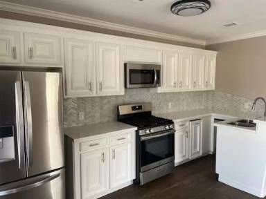 Main picture of 3434 Southmore Blvd