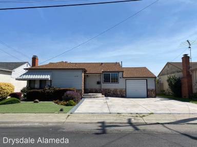 Main picture of 15088 Andover St