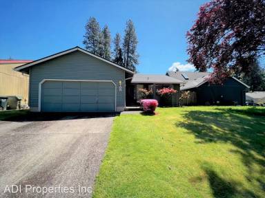 Main picture of 17656 SW Beaver Ct