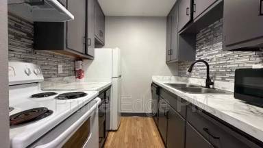 Main picture of 4900 Huntington Ave