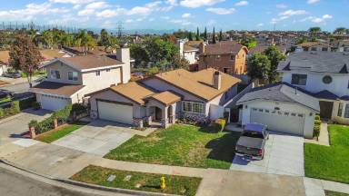 Main picture of 1688 W Bruin St