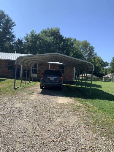 Main picture of 410 Cavanaugh Rd