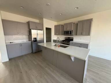 Main picture of 3027 E Fuchsia Dr