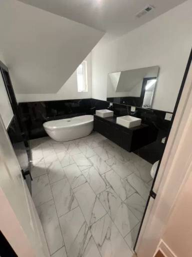 Main picture of 6617 S Langley Ave