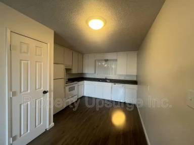 Main picture of 715 Kimball Rd