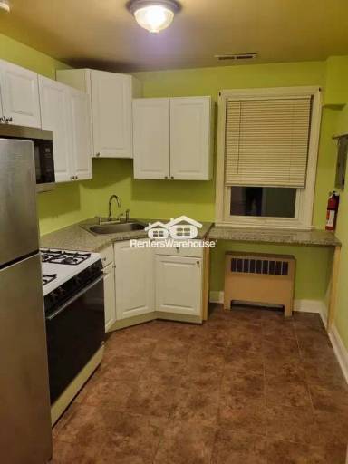 Main picture of 1014 Dartmouth Rd