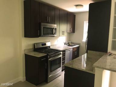 Main picture of 2339 40th Pl NW