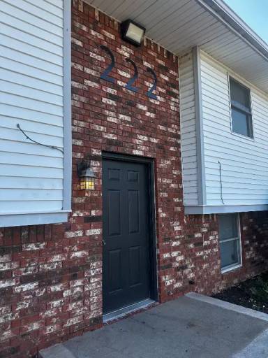 Main picture of 222 N Brunswick St