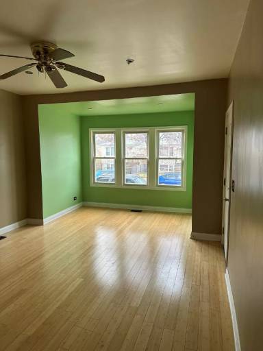 Main picture of 2521 N Linder Ave