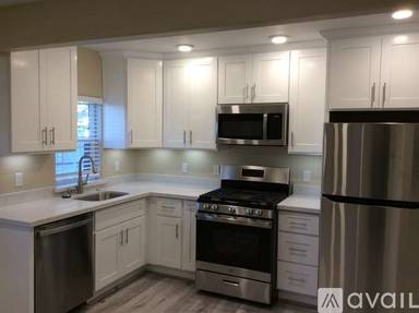 Main picture of 445 N L St