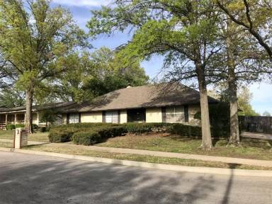 Main picture of 7515 S 77th East Ave