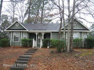 Main picture of 855 Victoria Pl S