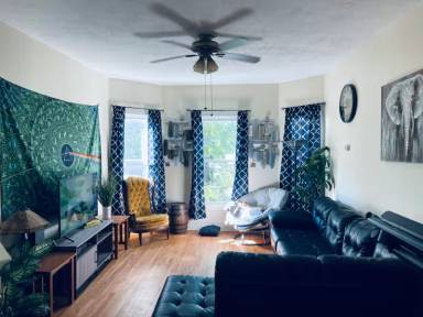 Main picture of 618 Park Ave