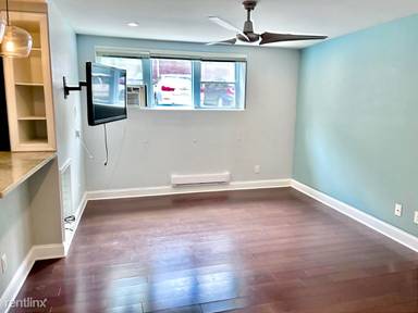 Main picture of 2339 40th Pl NW