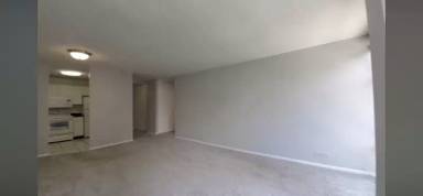Main picture of 70 E Scott St