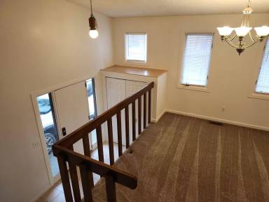Main picture of 100 Bunnell St