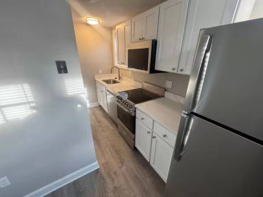 Main picture of 614 Cabot St & 1-2 Trafalgar Dr