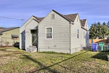 Main picture of 5034 SE 111th Ave