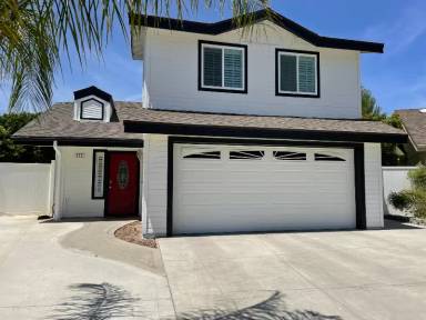 Main picture of 622 E Rock Creek Ln
