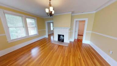 Main picture of 2044 Forbes St