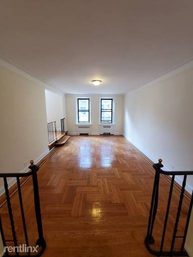 Main picture of 3553 82nd St
