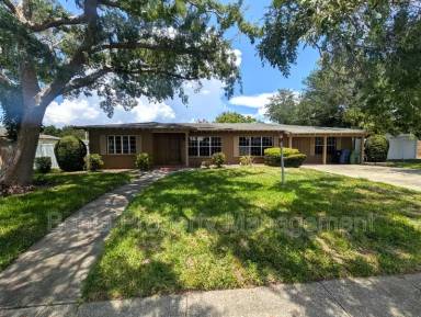 Main picture of 808 N Macdill Ave