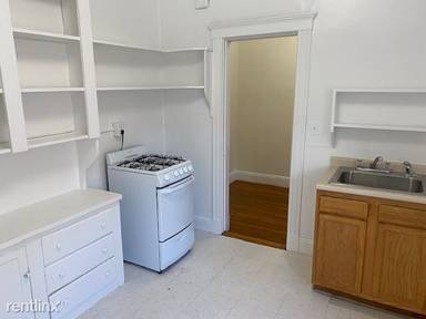 Main picture of 1820 Commonwealth Ave