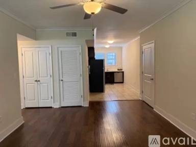 Main picture of 1810 Poplar Ave