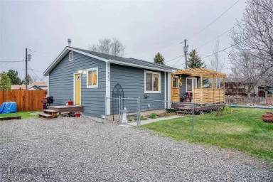 Main picture of 803 Oregon St